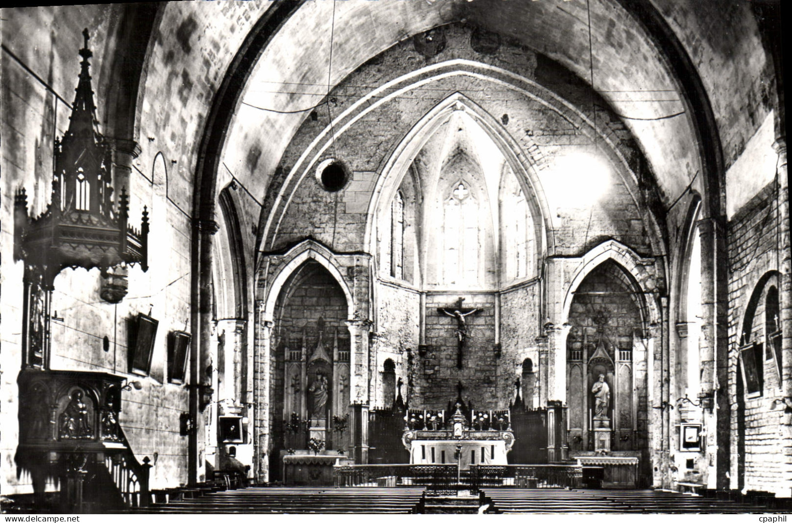 CPA Frontignan Herault L'Interieur de l'Eglise