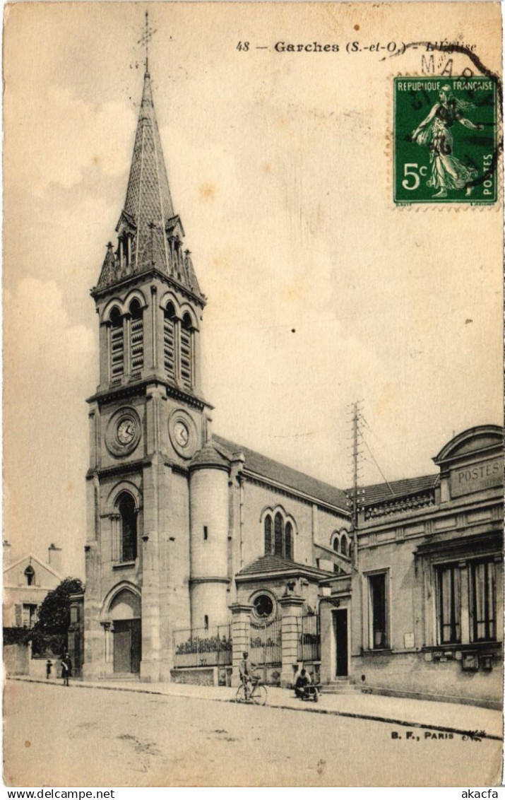 CPA GARCHES Eglise (1323064)