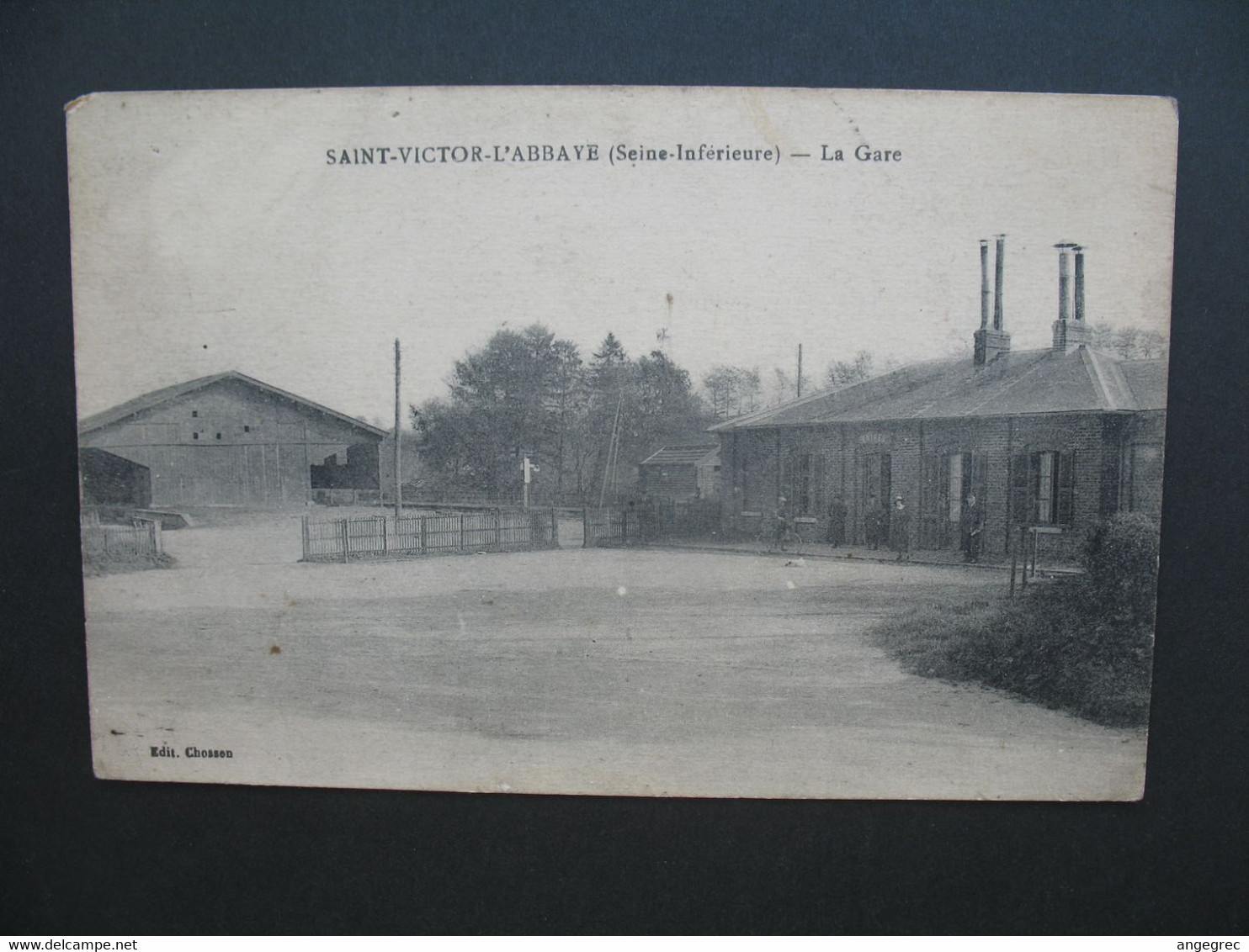 CPA Gare  :  Saint-Victor-La'Abbaye  -  St-Victor-La'Abbaye - La Gare