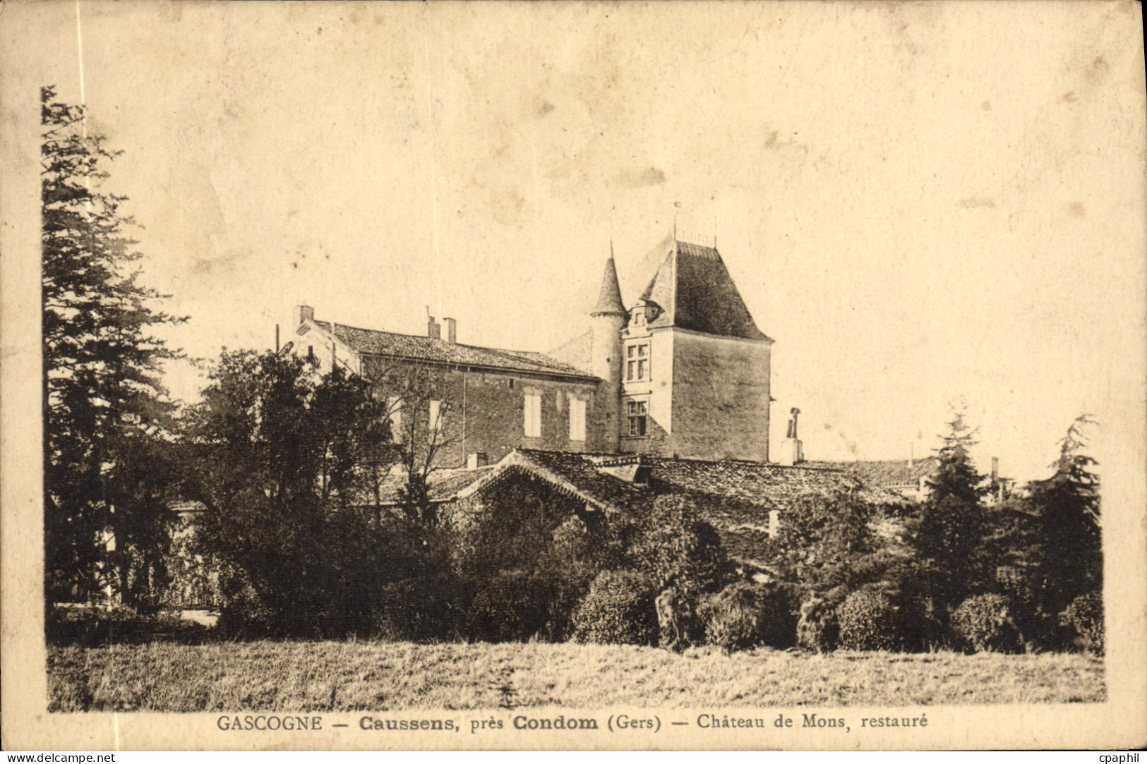 CPA Gascogne Caussens pres Condom Chateau de Mons Restauré