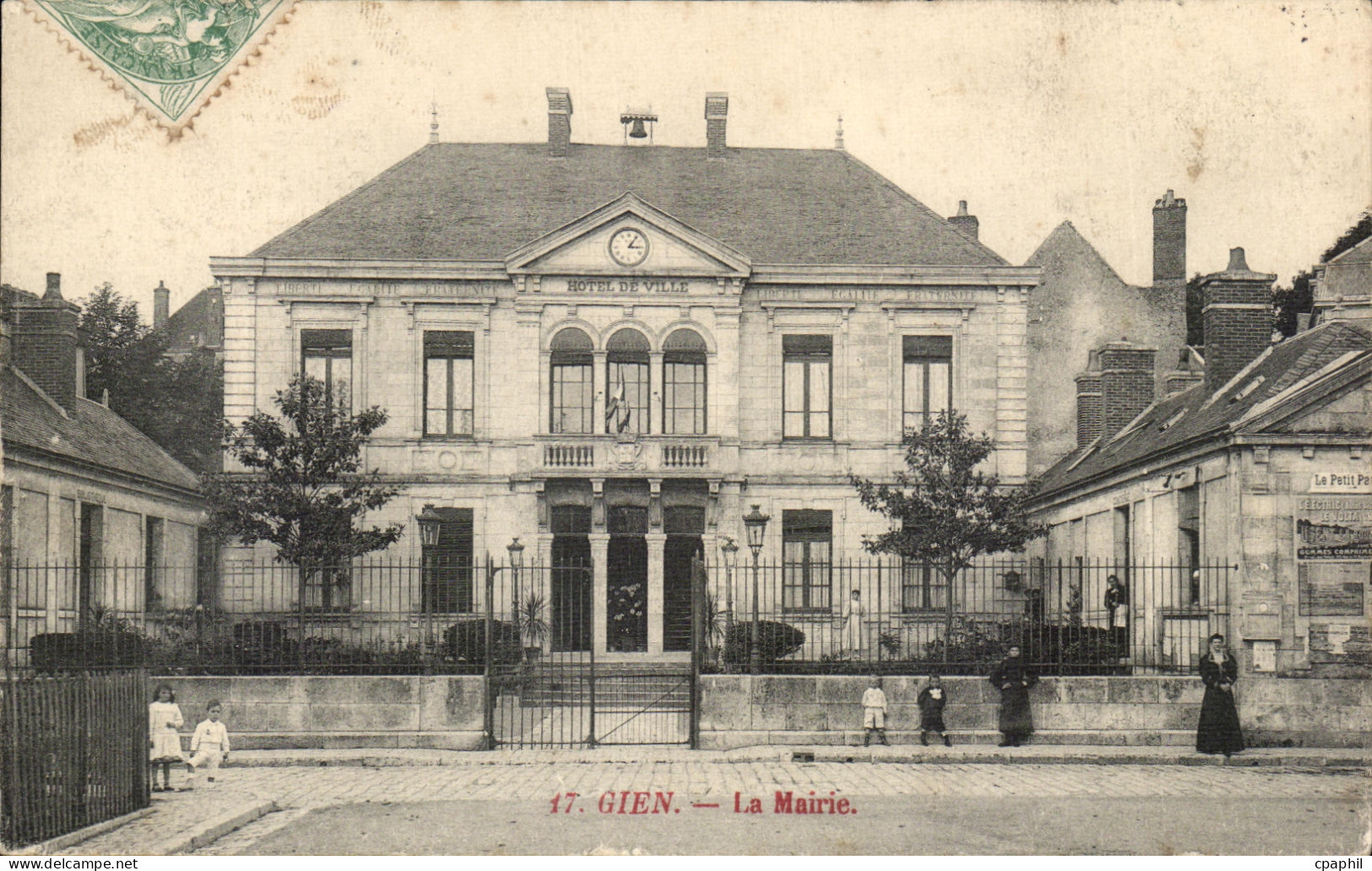 CPA Gien La Mairie