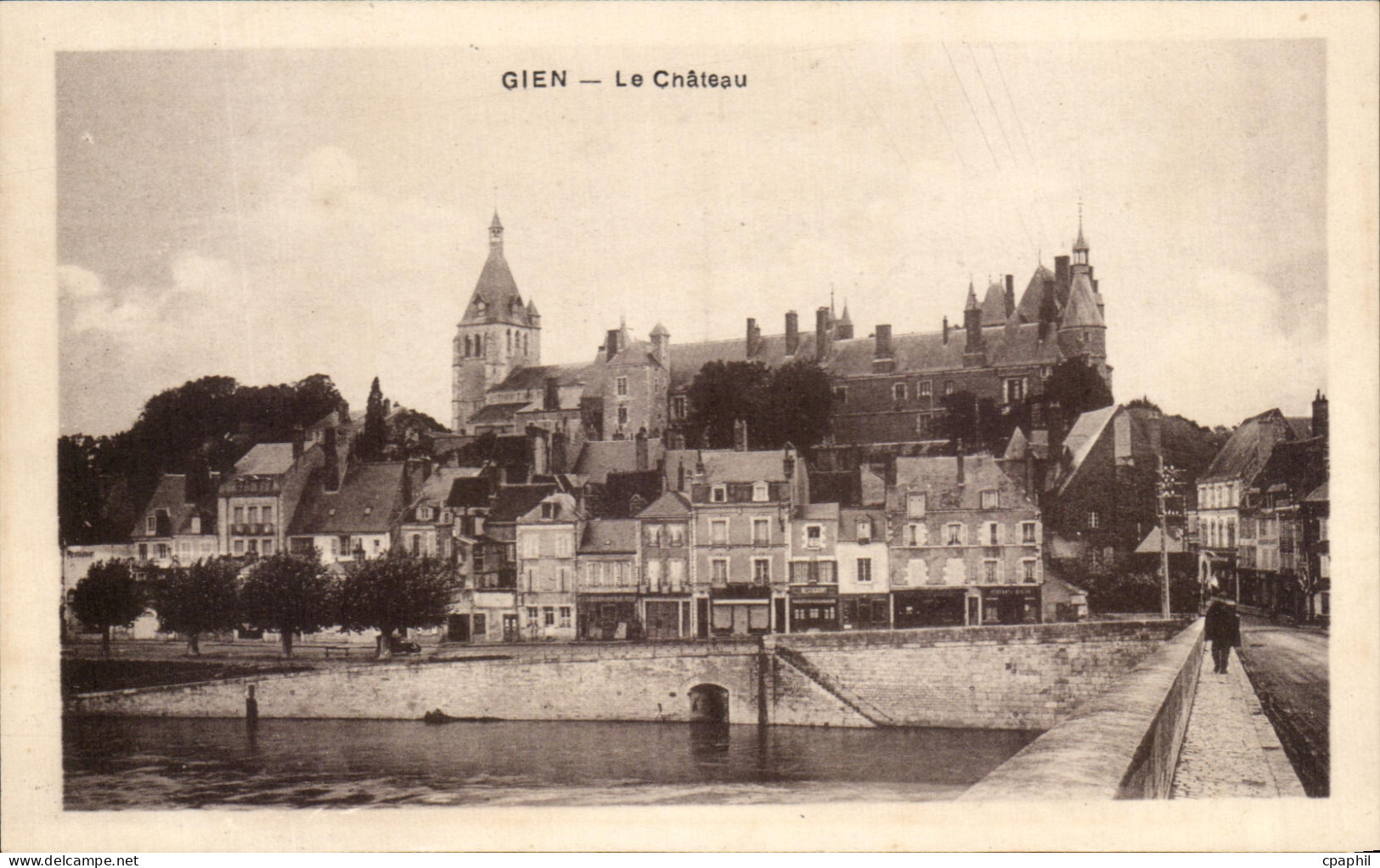 CPA Gien Le Chatesu