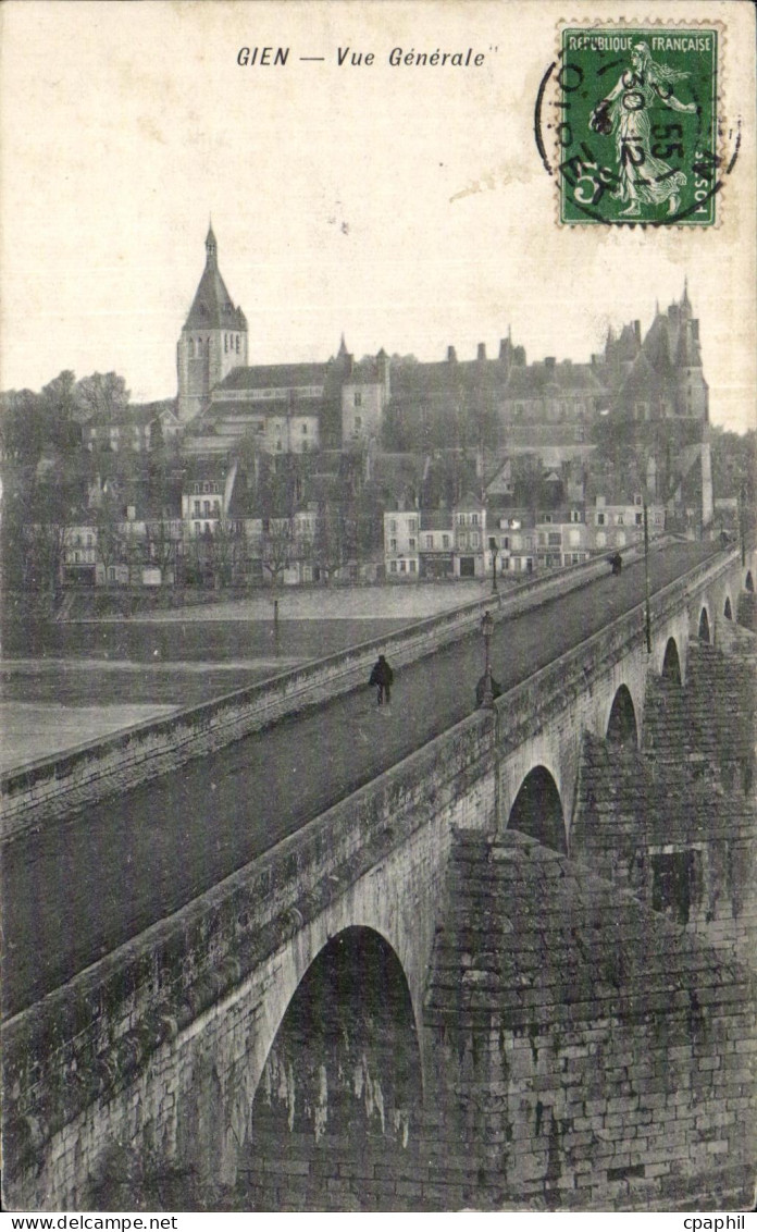 CPA Gien Vue Generale