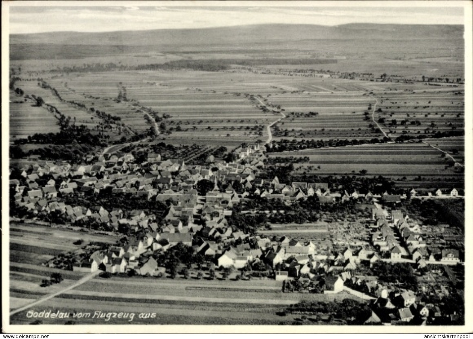 CPA Goddelau Riedstadt in Hessen, Luftaufnahme von ländliche Umgebung, viele Häuser, Felder