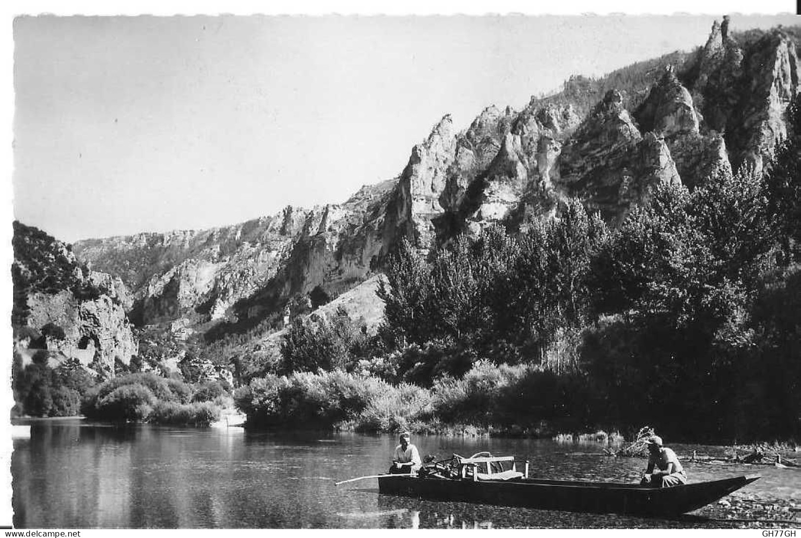 CPA GORGES DU TARN -non circulée -barque
