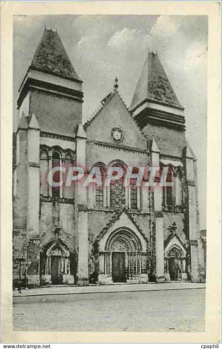CPA Gournay en Bray Seine Inferieure L'Eglise