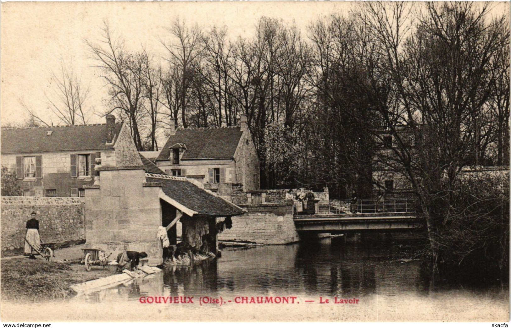 CPA GOUVIEUX - CHAUMONT - Le Lavoir (259784)
