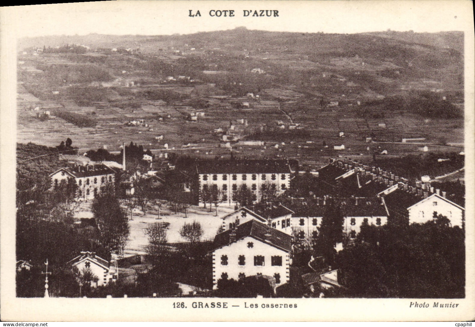 CPA Grasse Les casernes