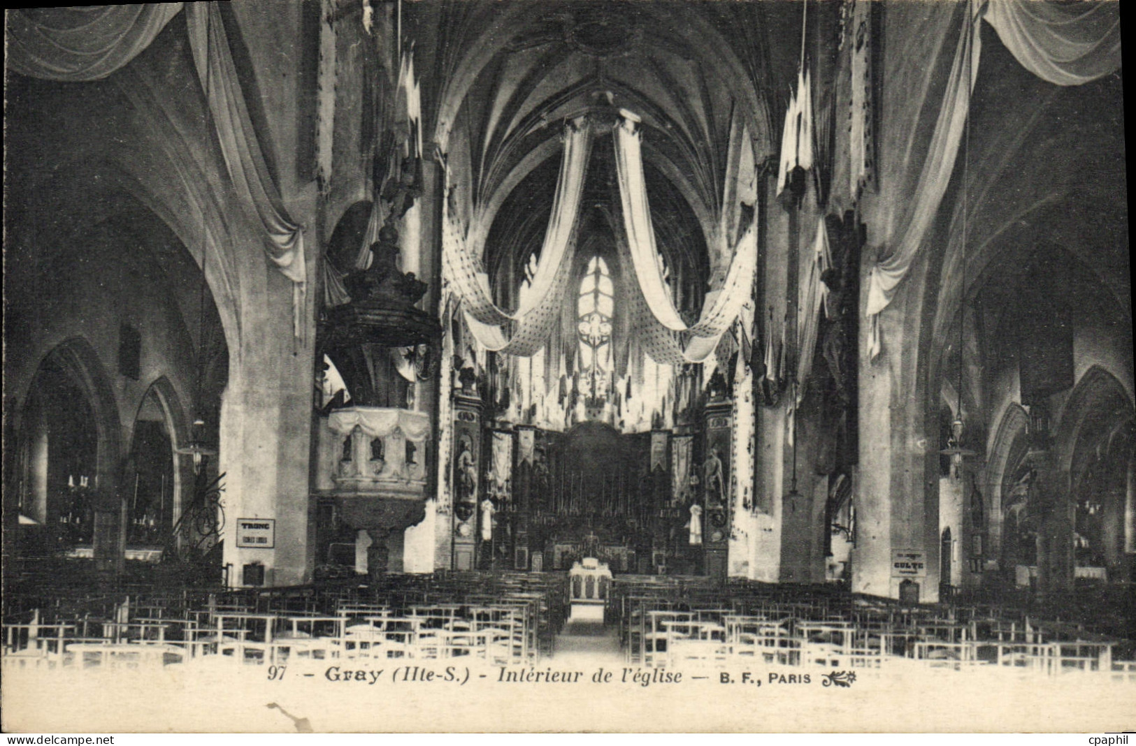 CPA Gray Interieur De I'Eglise