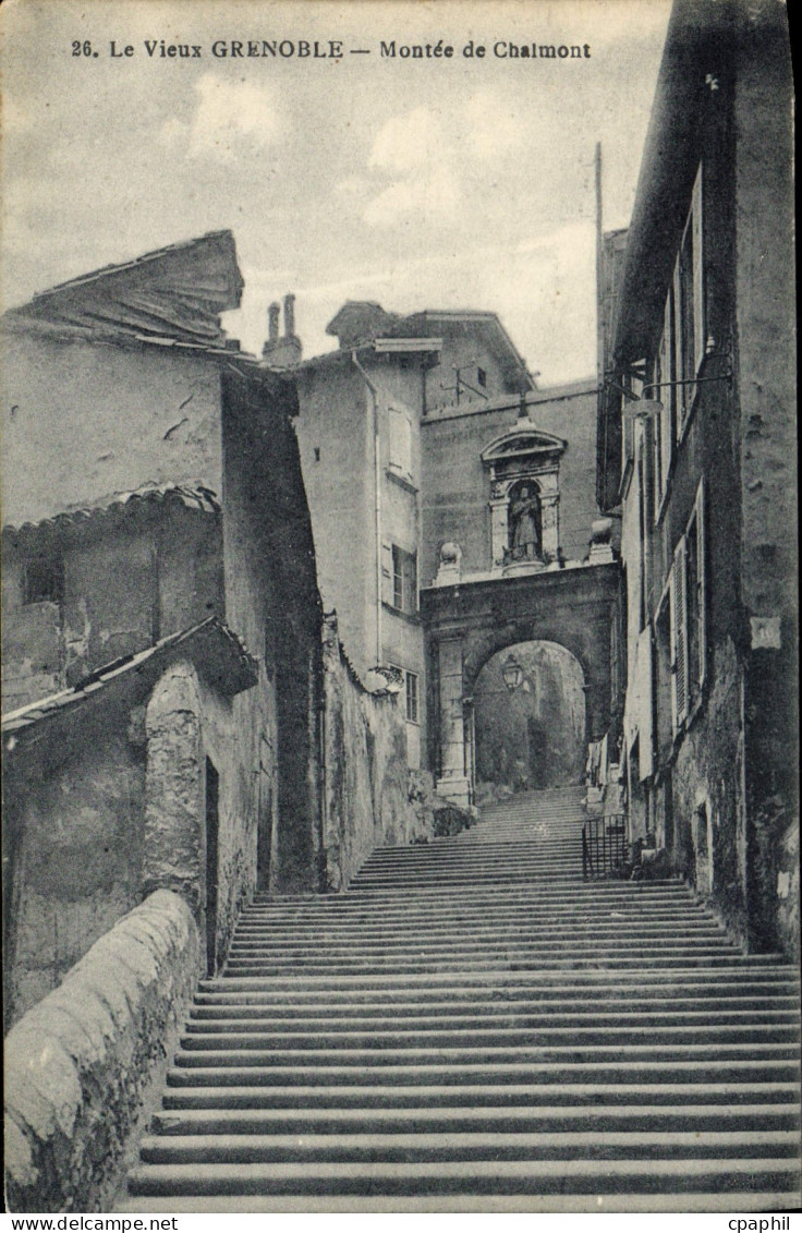 CPA Grenoble Le Vieux Grenoble Montee de Chalmont