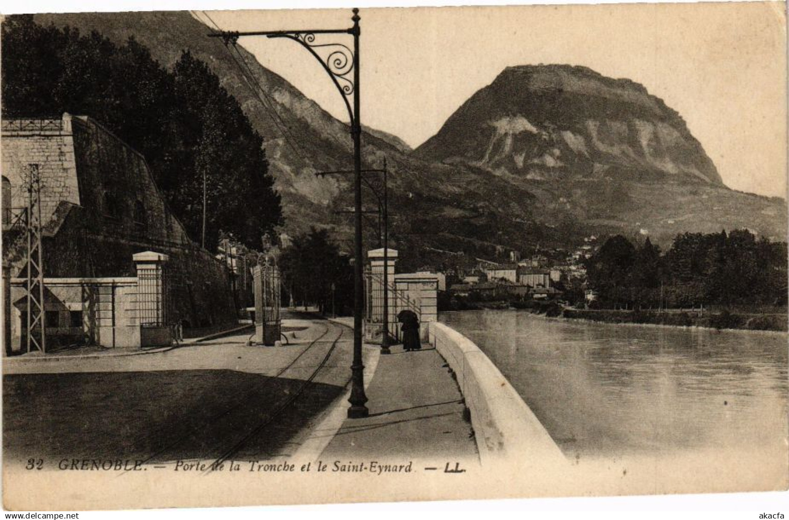 CPA GRENOBLE - Porte de la TRONCHE et le St-Eynard (243746)
