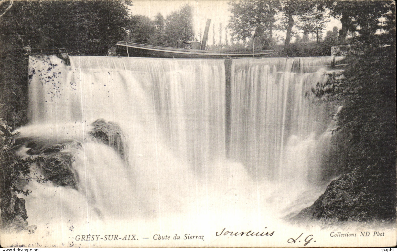 CPA Gresy Sur Aix Chute du Sierroz Bateau