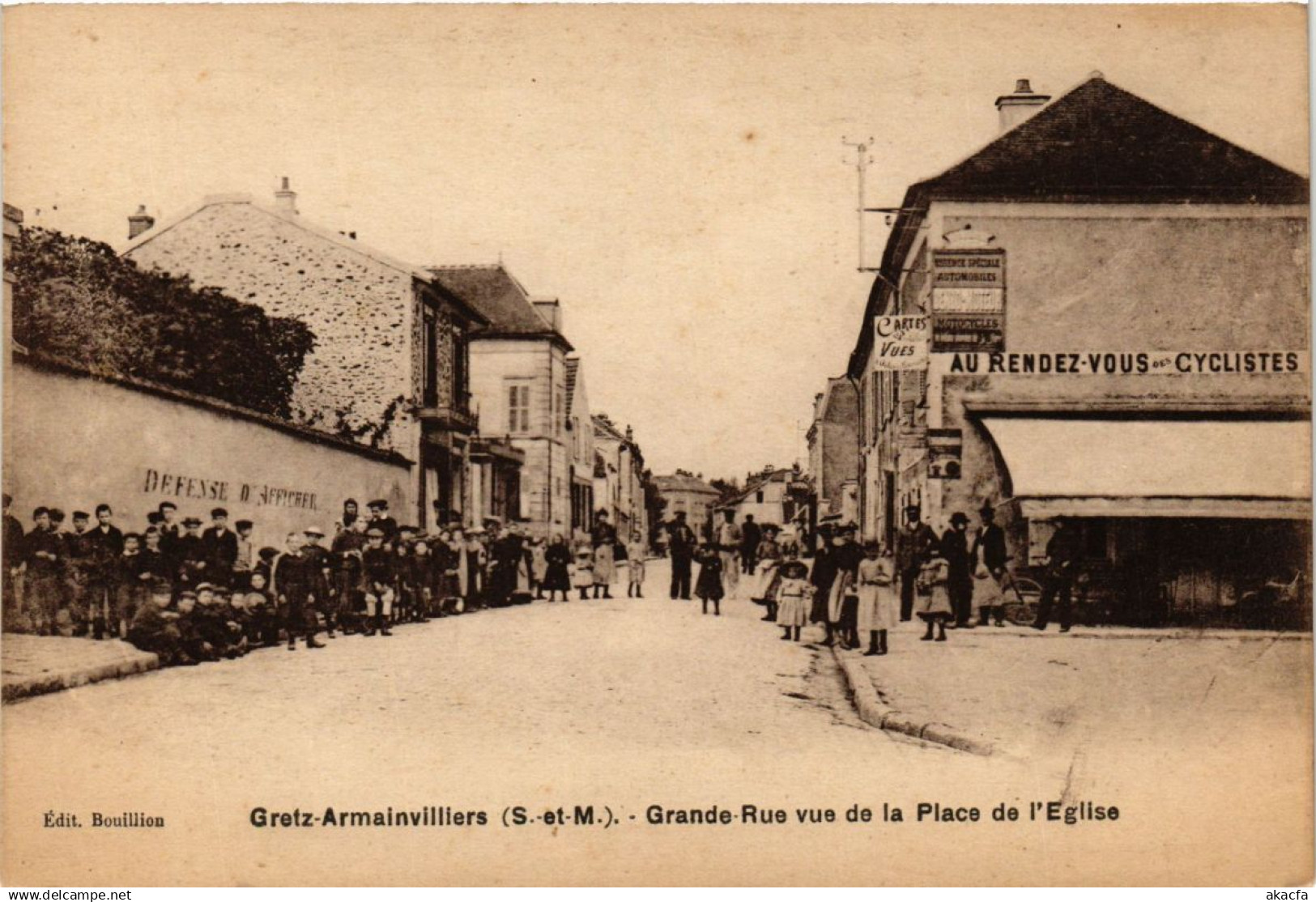 CPA GRETZ-ARMAINVILLIERS - Grande-Rue vue de la Place de (249841)