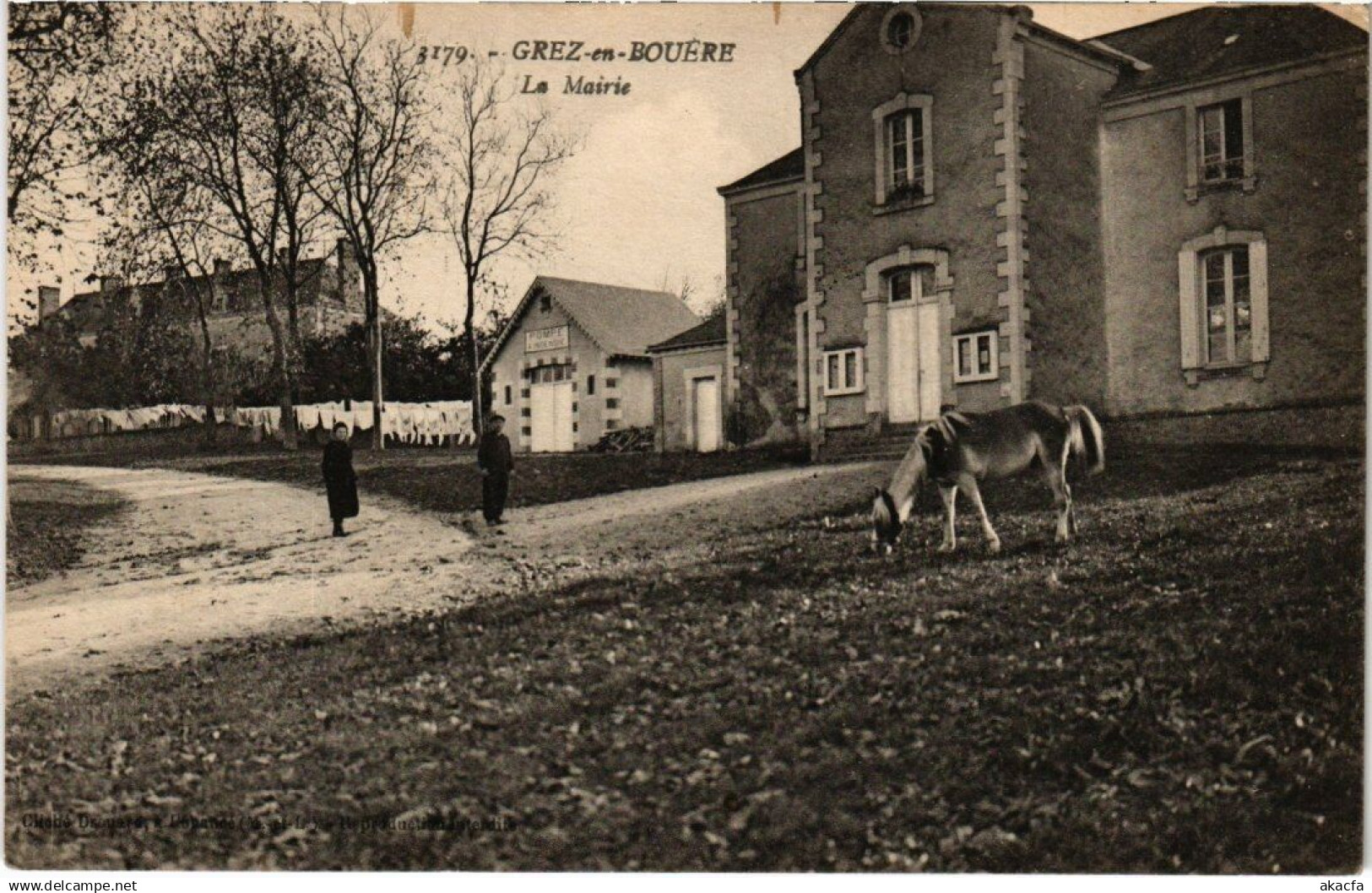 CPA Grez-en-Bouere - La Mairie (988802)