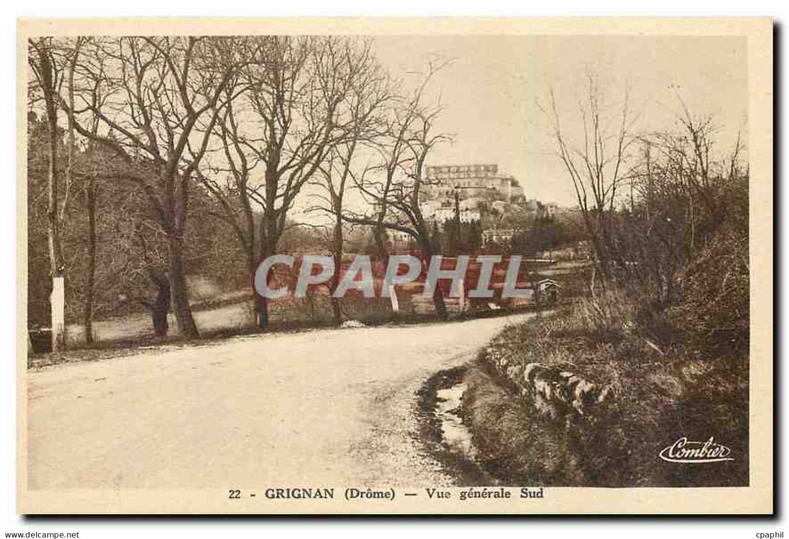CPA Grignan Drome Vue generale Sud