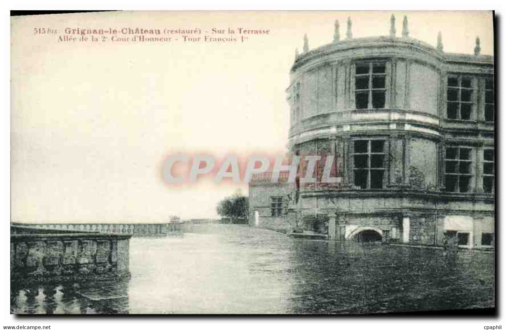 CPA Grignan le Chateau Sur la Terrasse