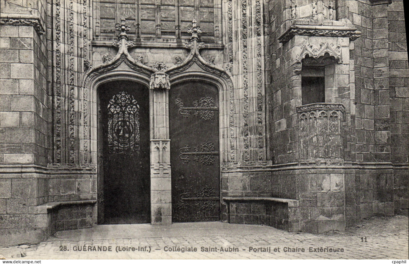 CPA Guerande Collegiale Saitn Aubin Portail Et Chaire exterieure