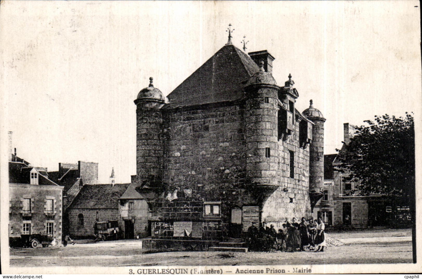 CPA Guerlesquin (finistere) Ancienne Prison Mairie