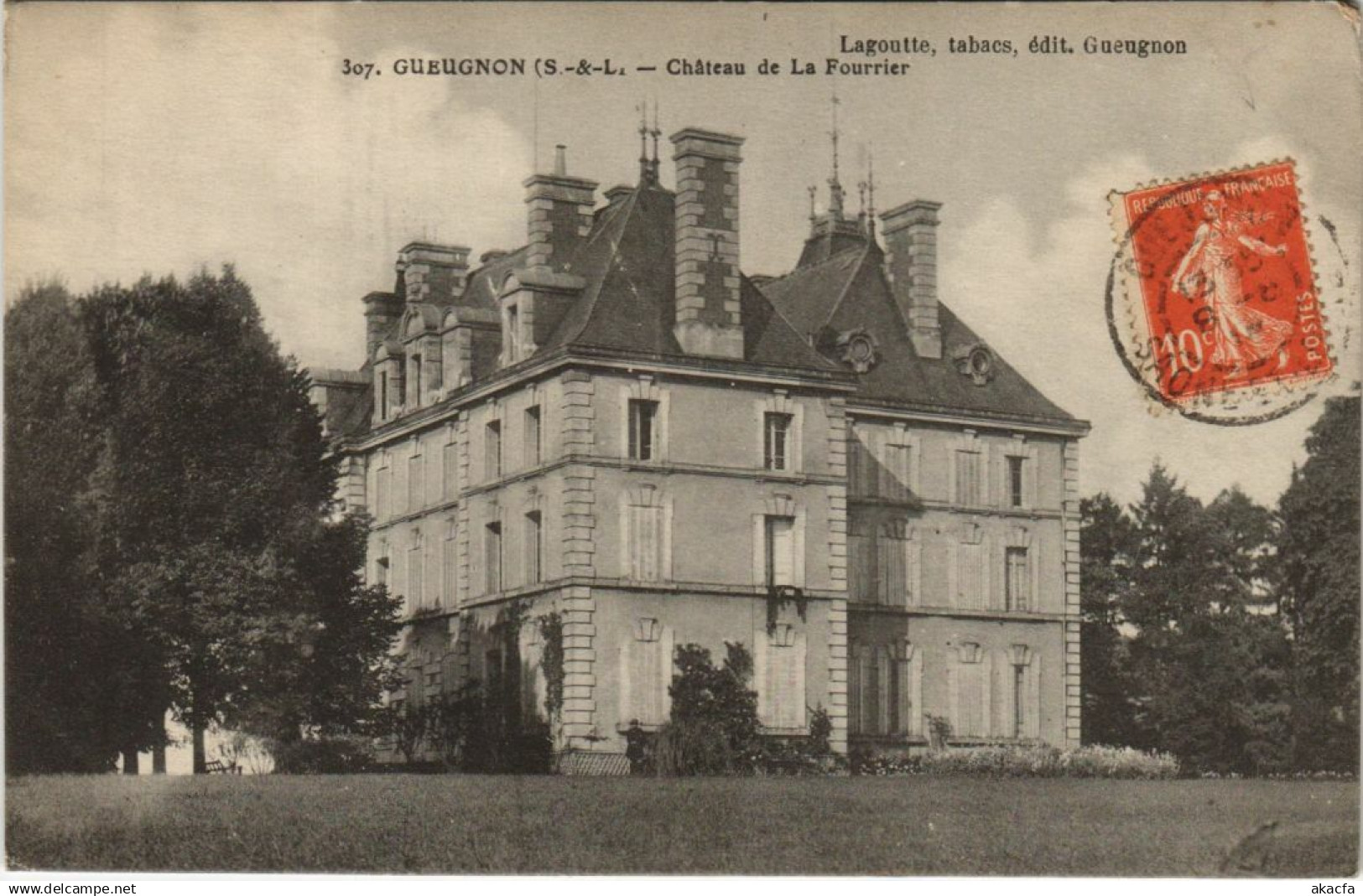 CPA GUEUGNON Chateau de La Fourrier (1190742)