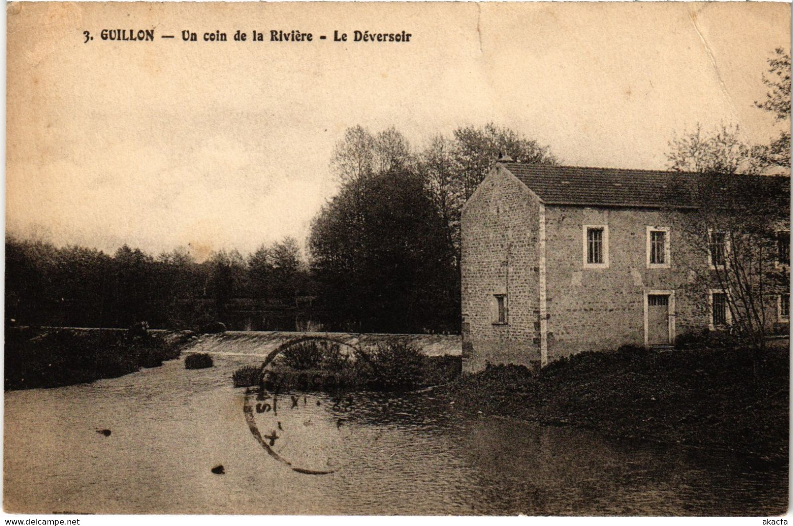 CPA Guillon le Deversoir (1478986)