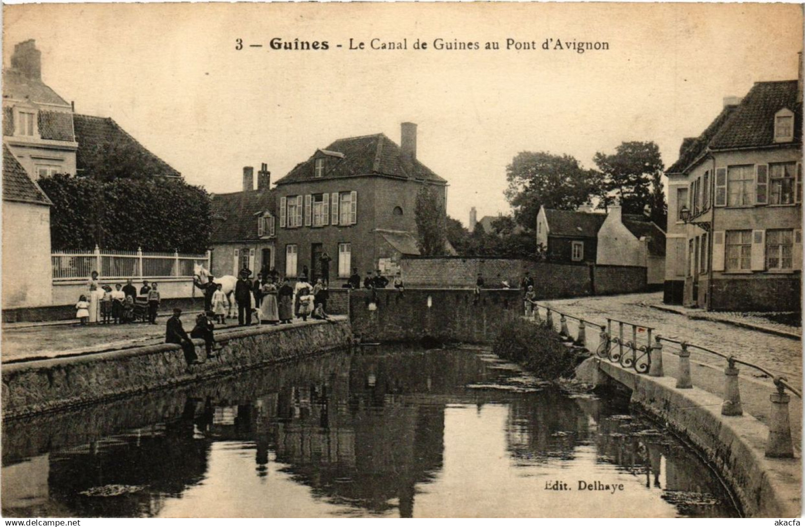 CPA GUINES Le Canal de GUINES au Pont d'AVIGNON (376073)