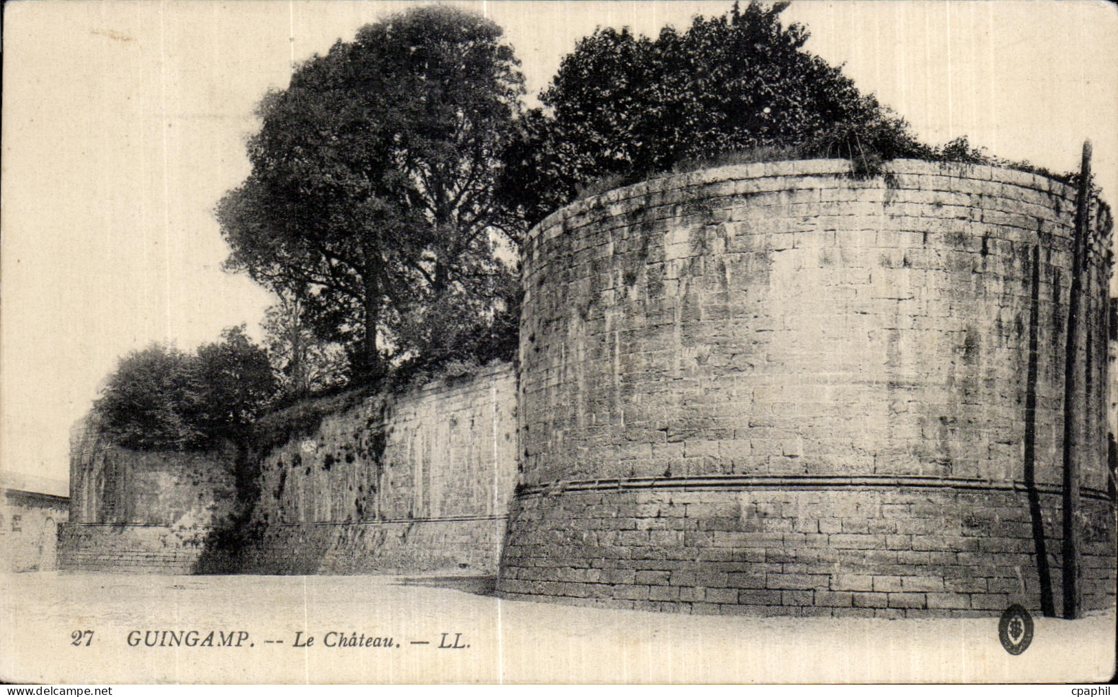 CPA Guingamp Le Chateau