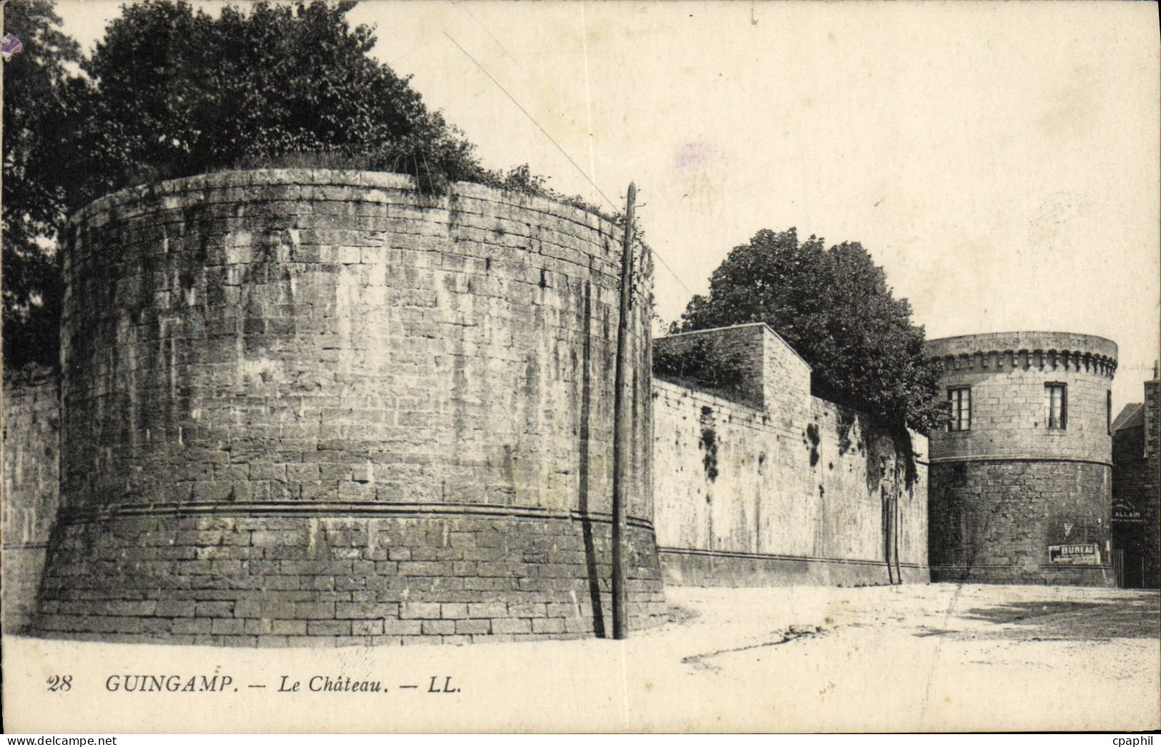 CPA Guingamp Le Chateau