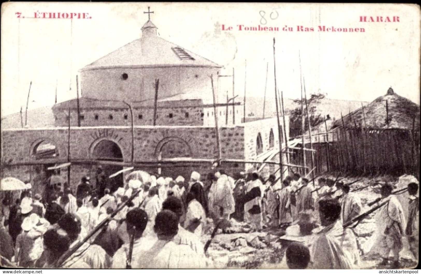 CPA Harrar Harar Äthiopien, Tombeau du Ras Mekonnen, Menschenmenge, Gebäude, Äthiopien