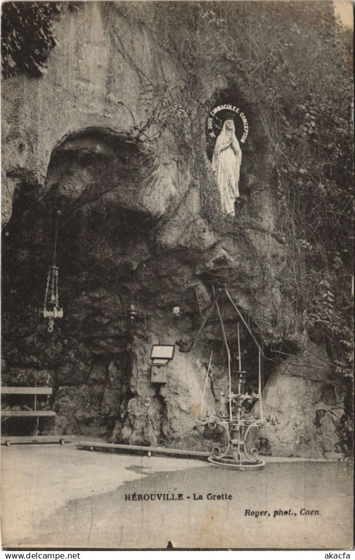 CPA HEROUVILLE-SAINT-CLAIR La Grotte (1250279)