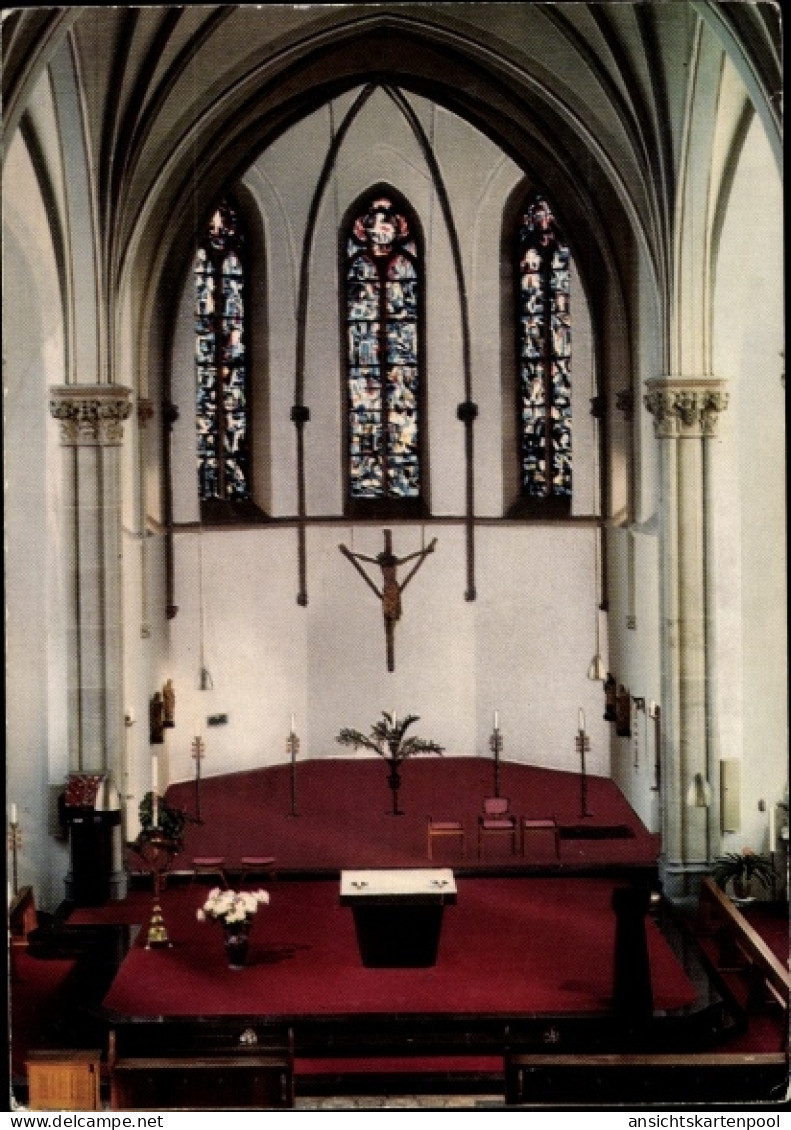 CPA Hilfarth Hückelhoven Nordrhein Westfalen, Katholische Pfarrkirche St. Leonhard, Blick auf Kanzel