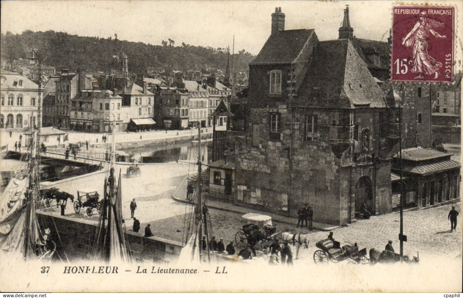 CPA Honfleur La Lieutenance