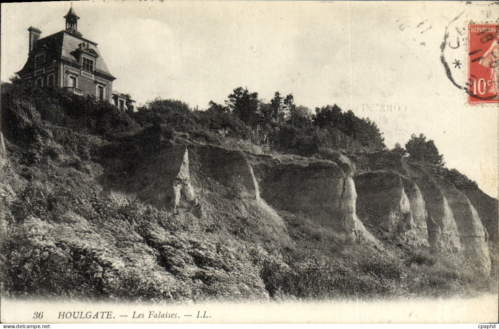 CPA Houlgate Les Falaises