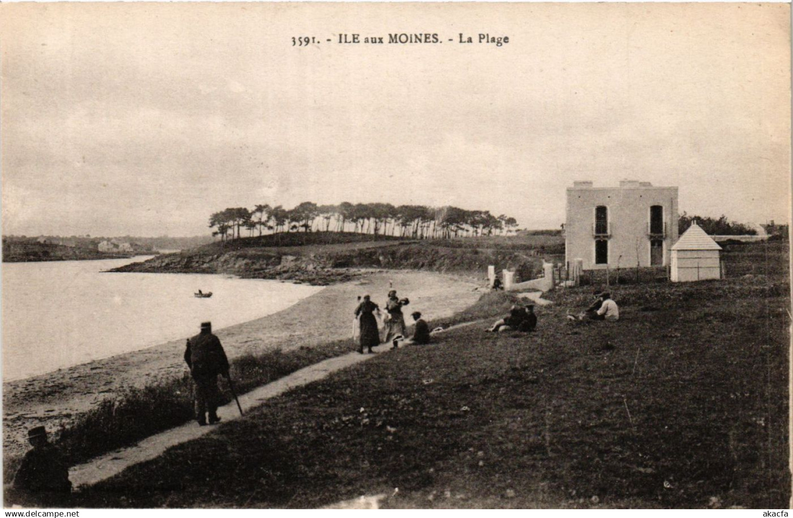 CPA ILE-aux-MOINES - La Plage (368992)