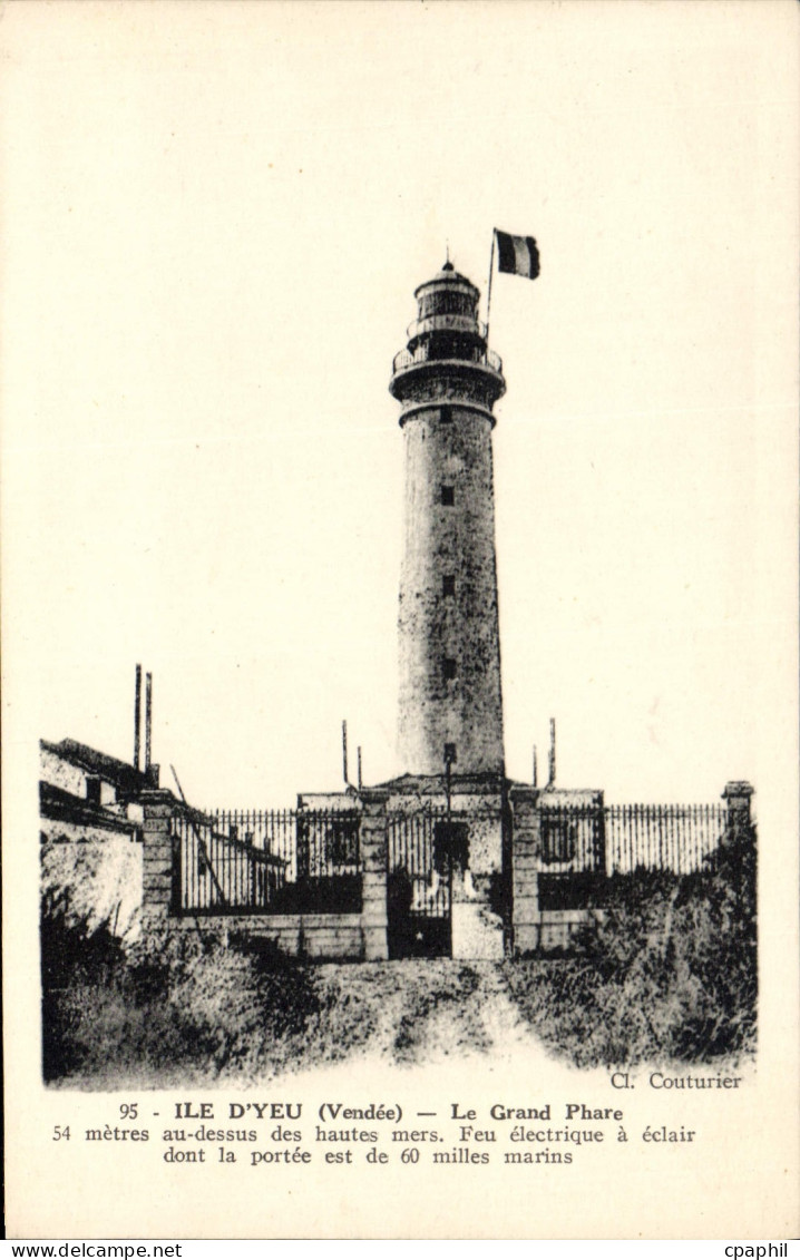 CPA Ile D'Yeu Le Grand Phare feu électrique à éclair