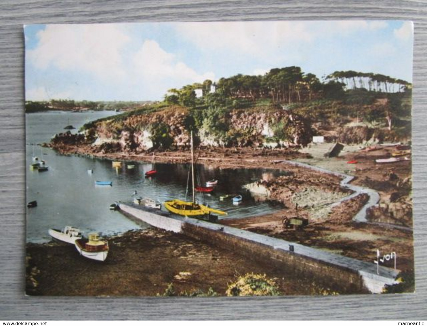 Cpa ile de Bréhat (22) le port clos