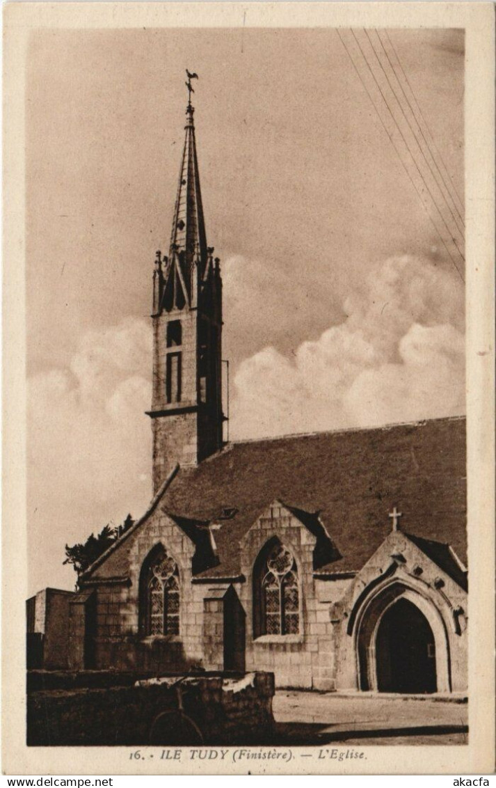 CPA Ile TUDY - L'église (143182)