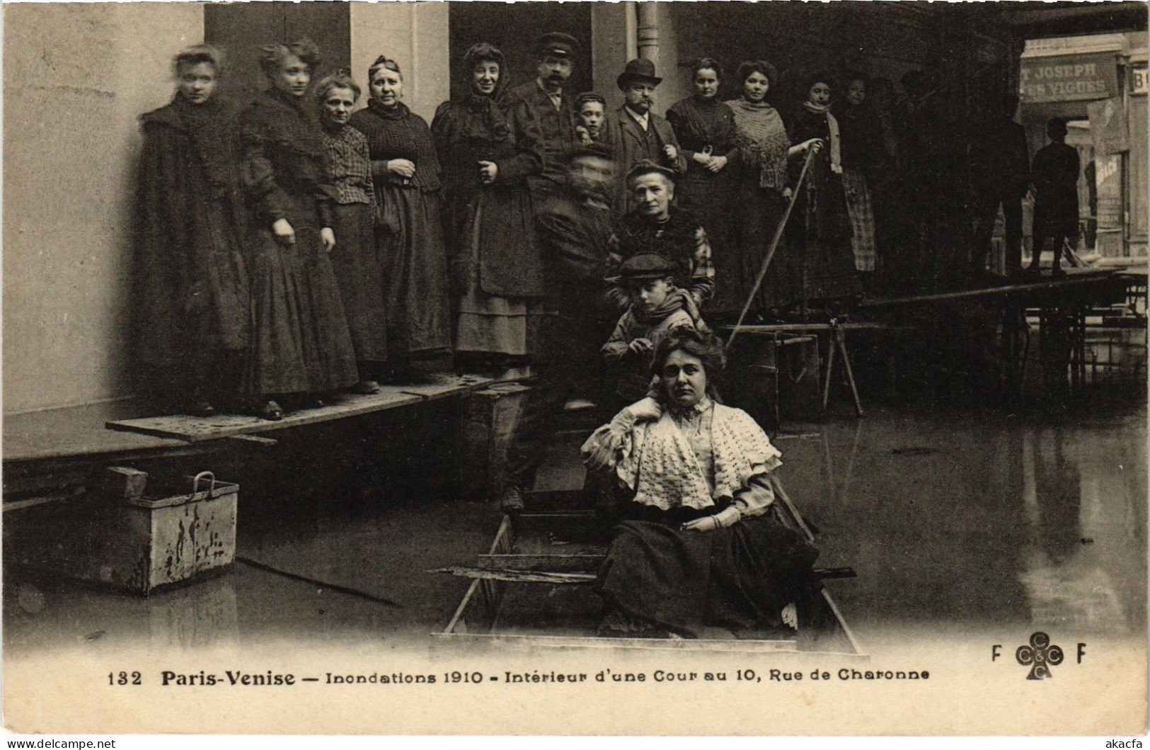 CPA Inondations 1910 PARIS 11e 10, rue de Charonne (1393171)