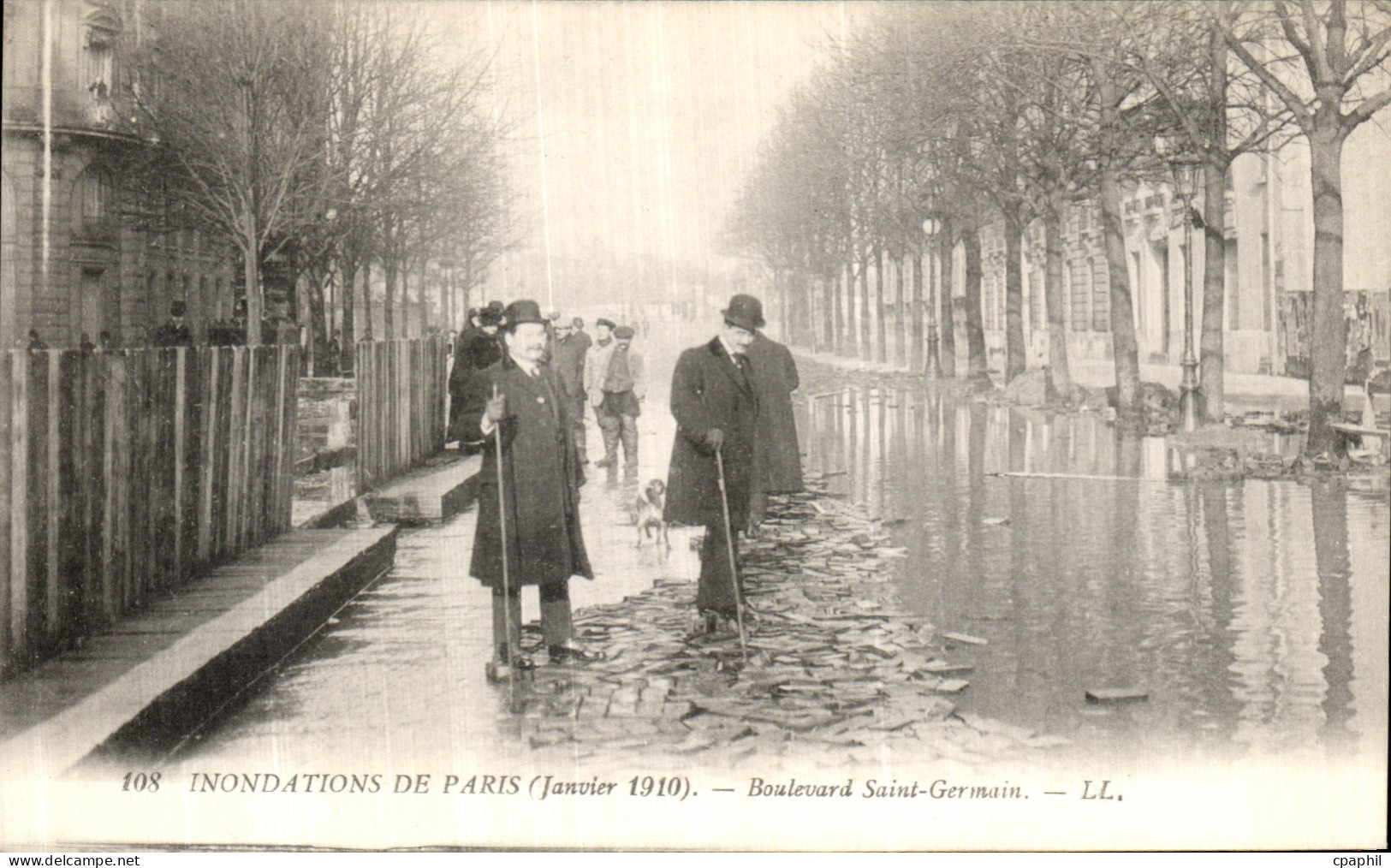 CPA Inondations De Paris Boulevard Saint Germain Janvier 1910