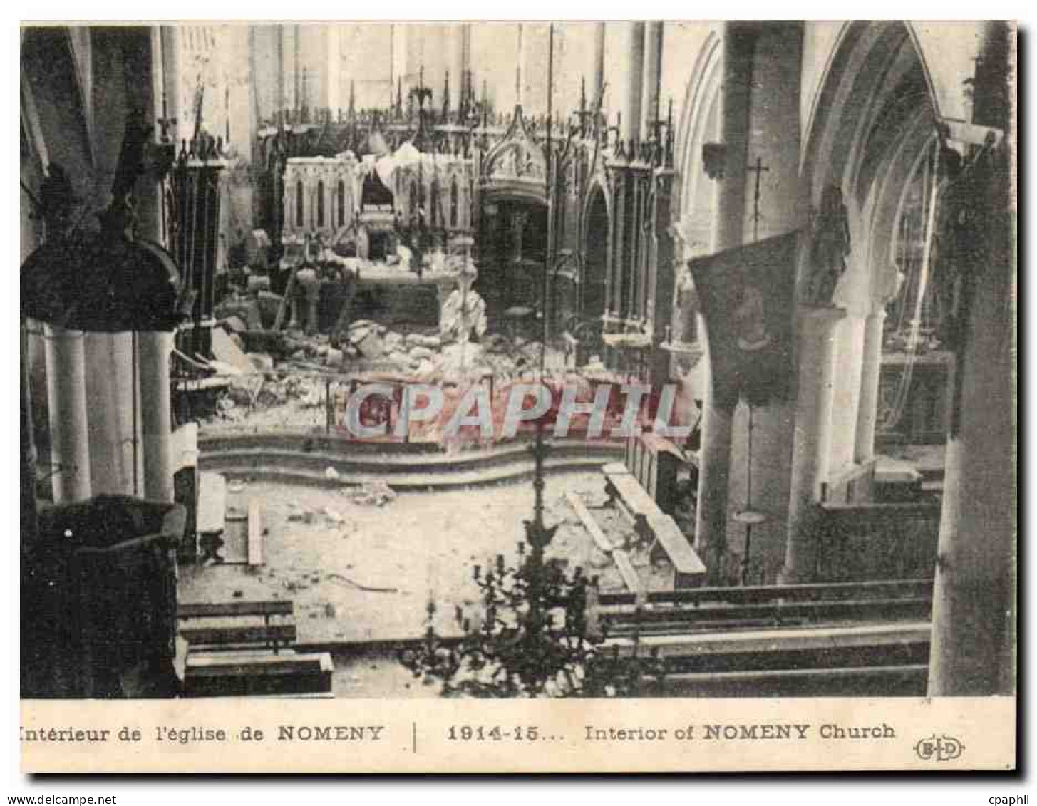CPA Interieur de l'eglise de Nomeny Militaria