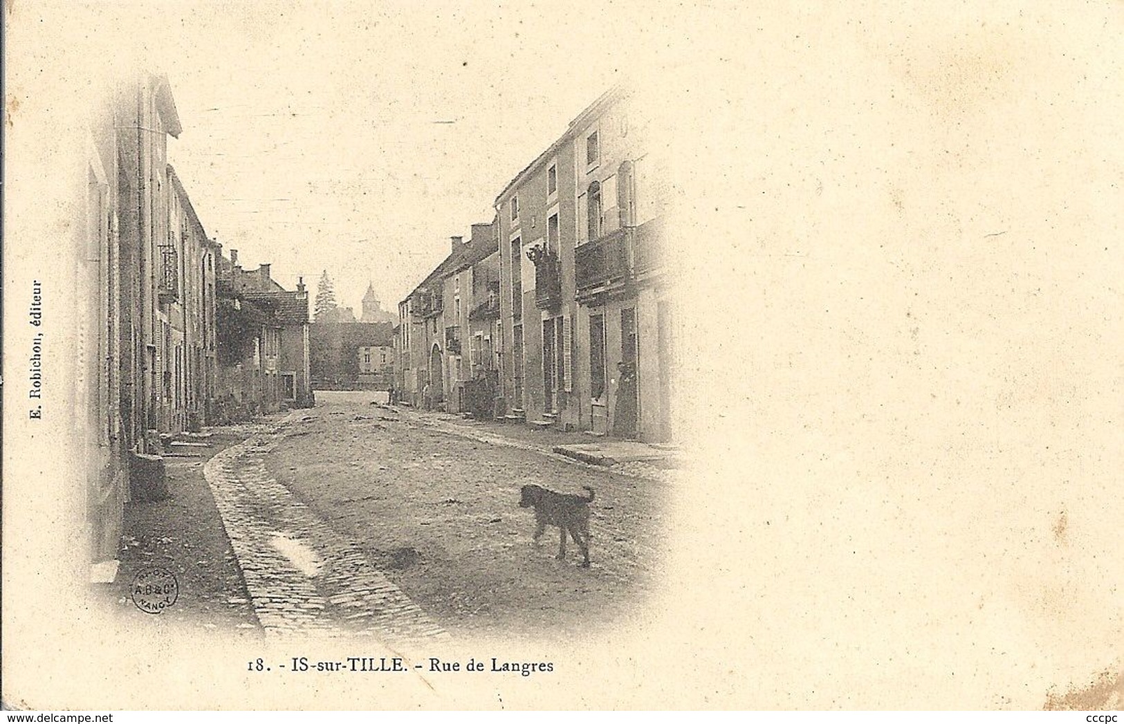CPA Is-sur-Tille Rue de Langres