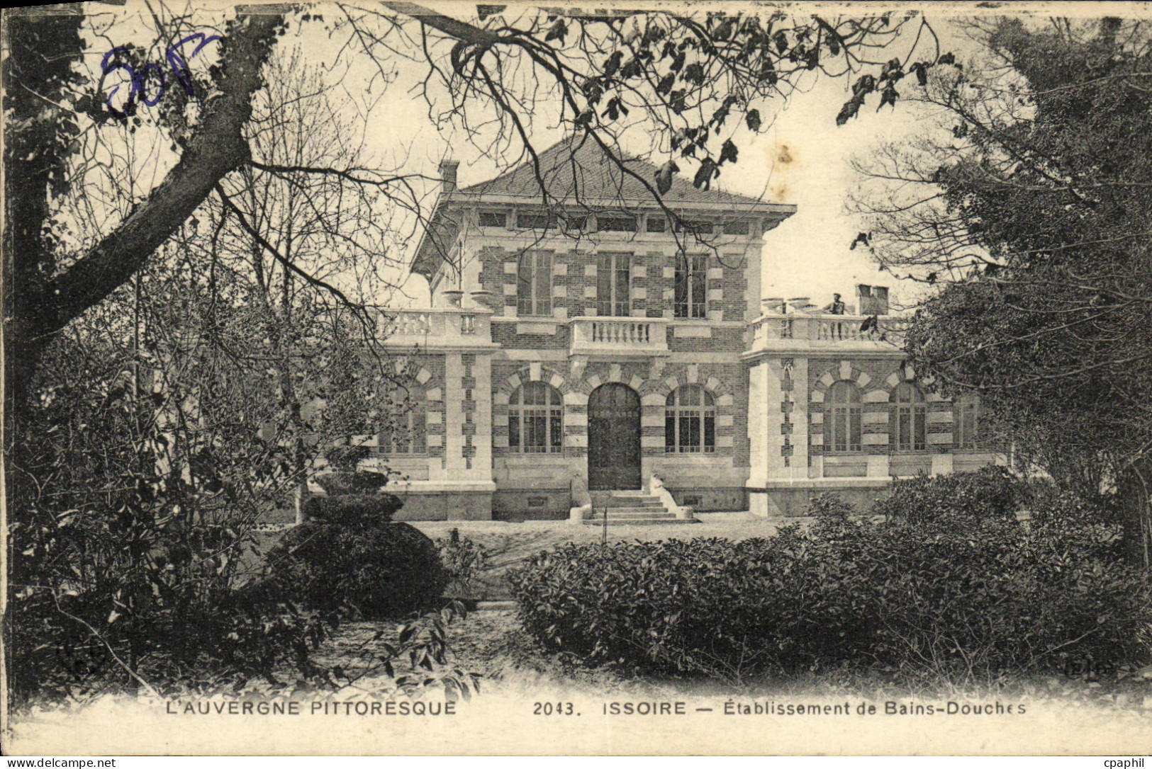 CPA Issoire Etablissement de Bains Douches