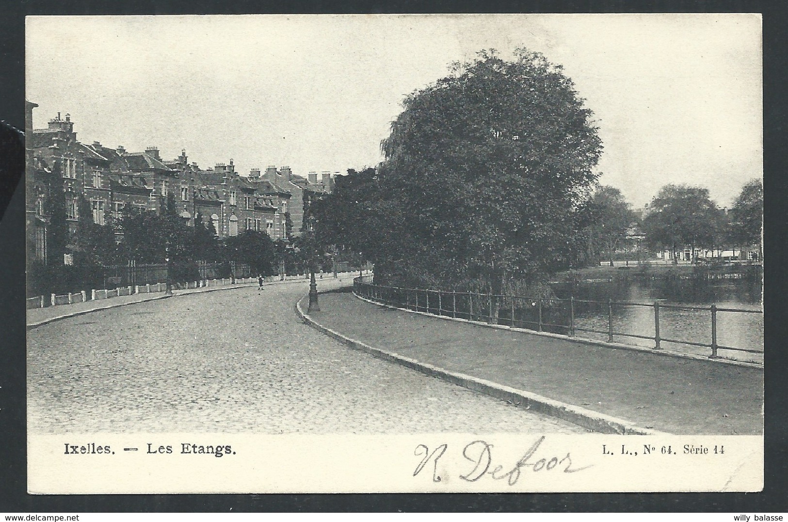 +++ CPA - IXELLES - ELSENE - Les Etangs   //