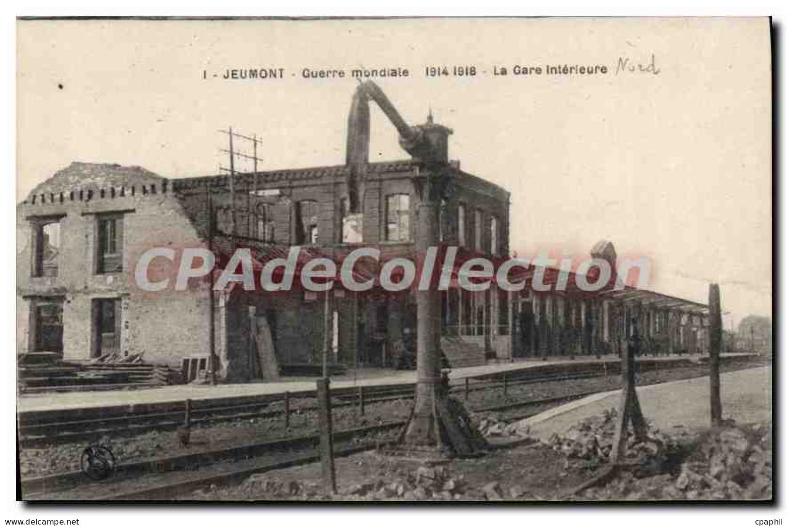 CPA Jeumont Guerre Mondiale la gare intérieure
