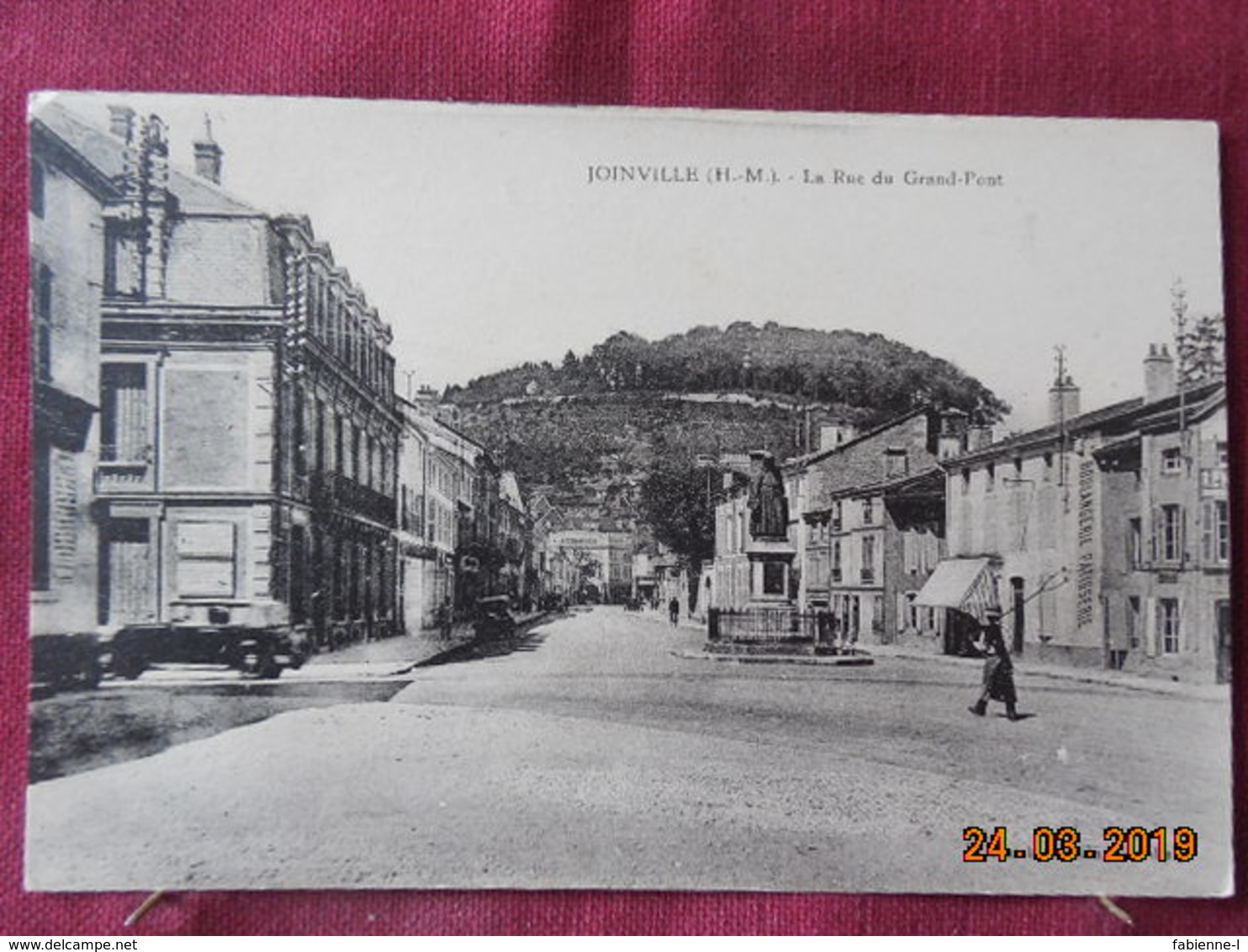 CPA - Joinville - La Rue du Grand-Pont