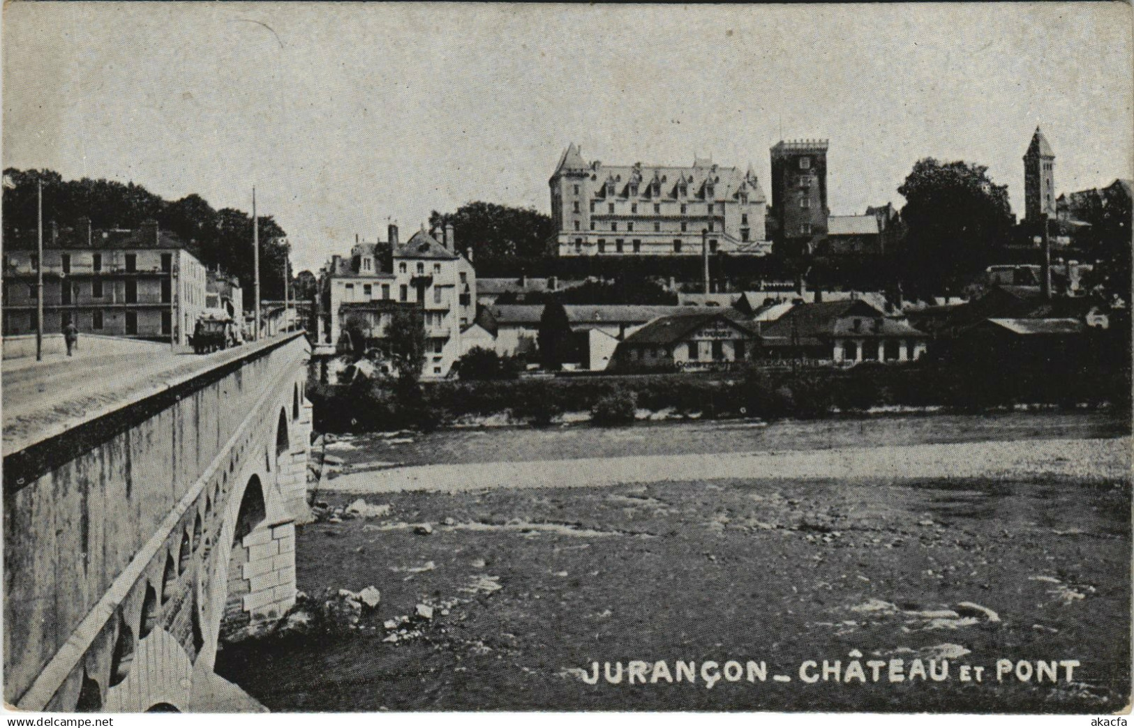 CPA JURANCON Chateau et Pont (1142392)