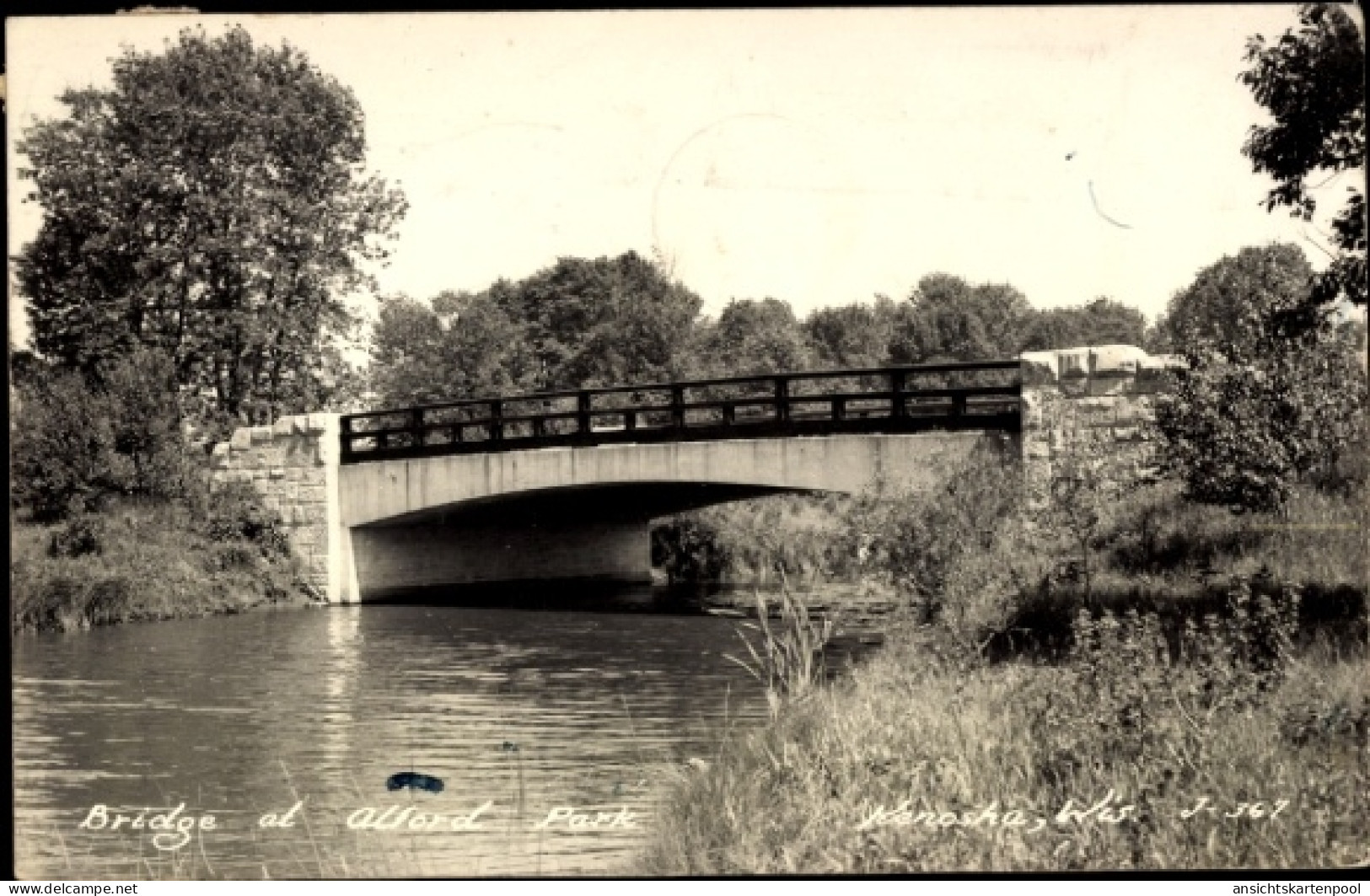 CPA Kenosha Wisconsin USA, Brücke, Alford Park, Wasser, Bäume, Landschaft