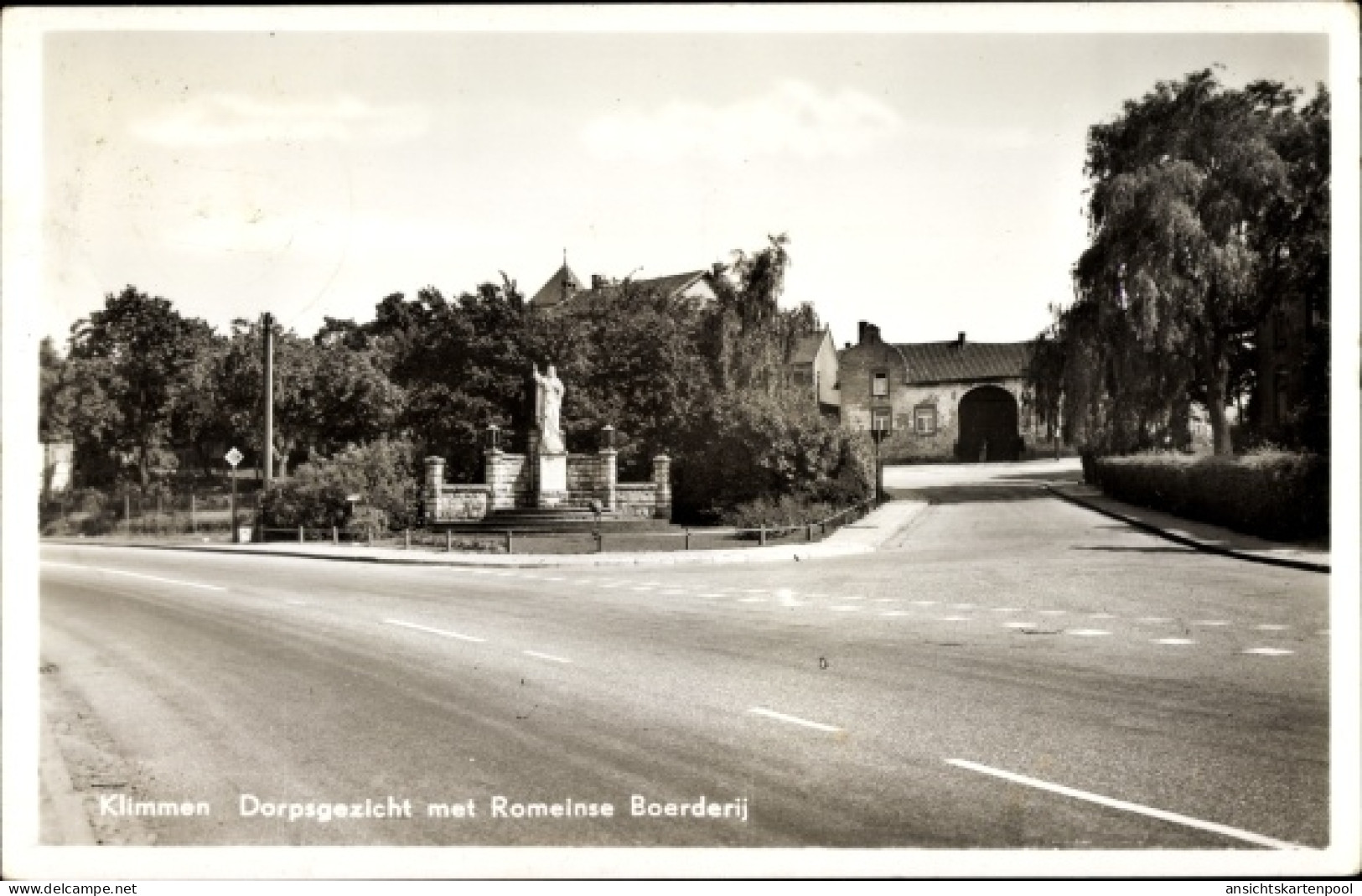 CPA Klimmen Limburg Niederlande, Dorpsgezicht met Romeinse Boerderij