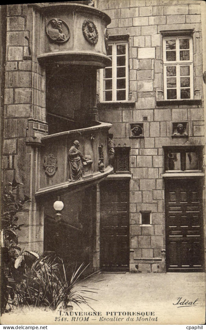 CPA L Auvergne Riom Escalier du Monlat