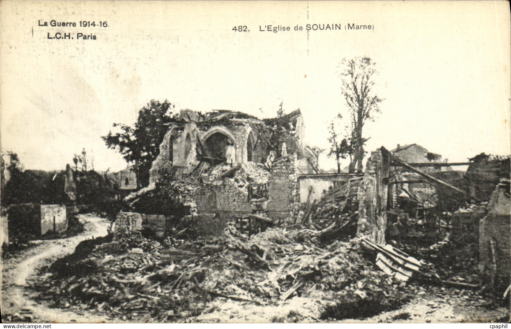 CPA L Eglise de Souain Militaria