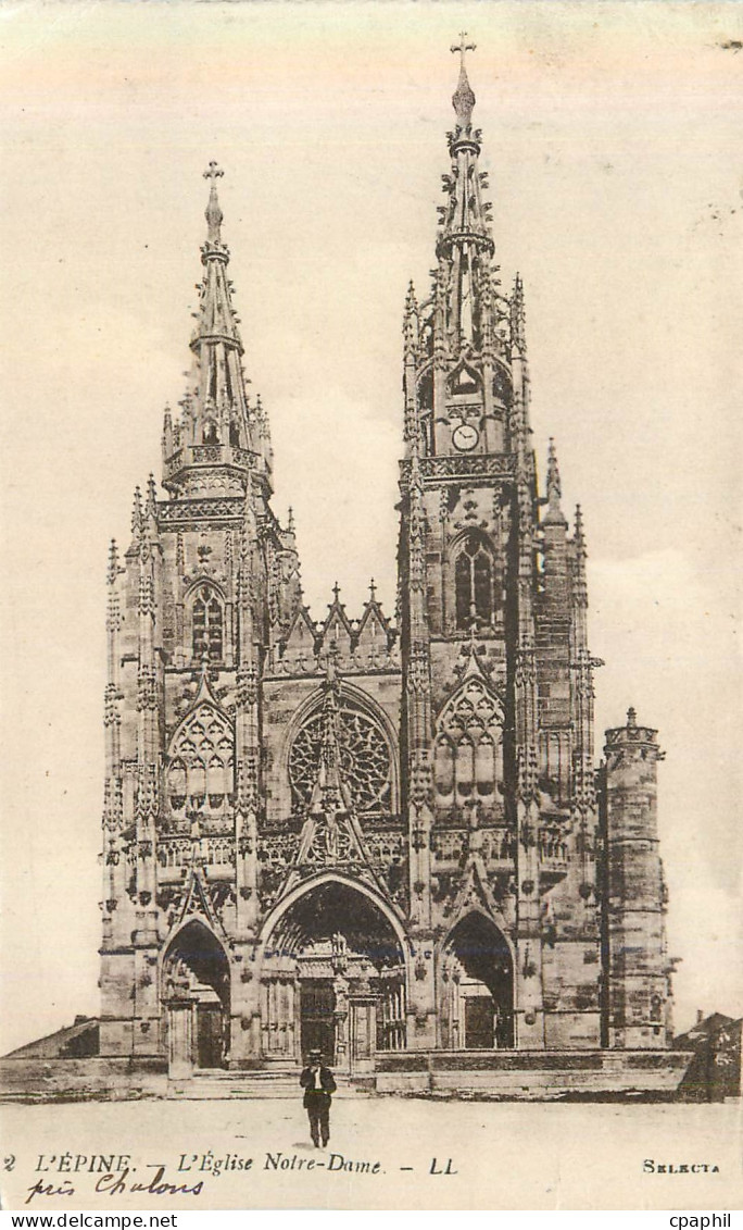 CPA L'Epine L'Eglise Notre Dame